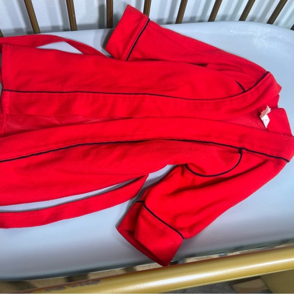 Vibrant vintage 100% cotton made in the USA Red flannel Robe no flaws size 2T - Picture 3 of 7